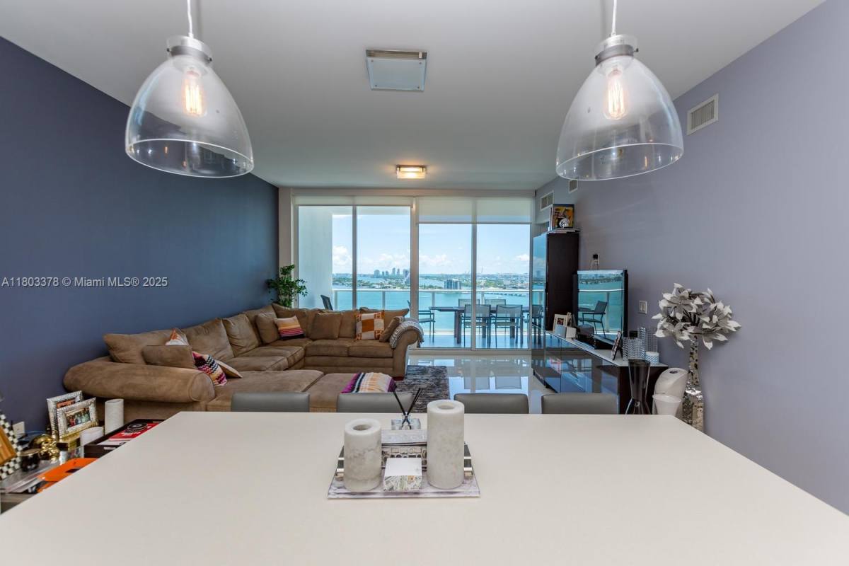 Apartment for rent at 2020 N Bayshore Dr #2005, Miami, FL 33137