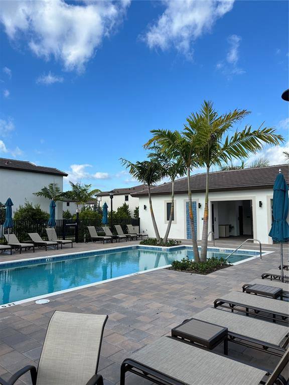 Townhouse for rent at 221 SW 159th Way, Hollywood, FL 33027