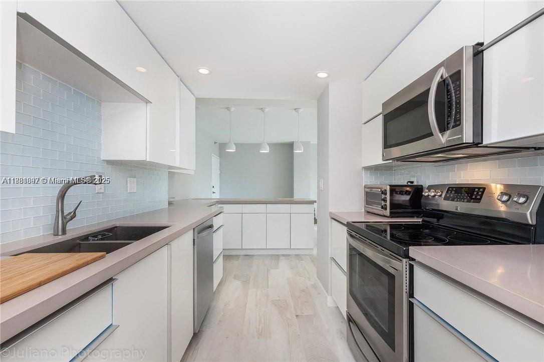Condo for rent at 2451 Brickell Bay Dr #3E, Miami, FL 33133