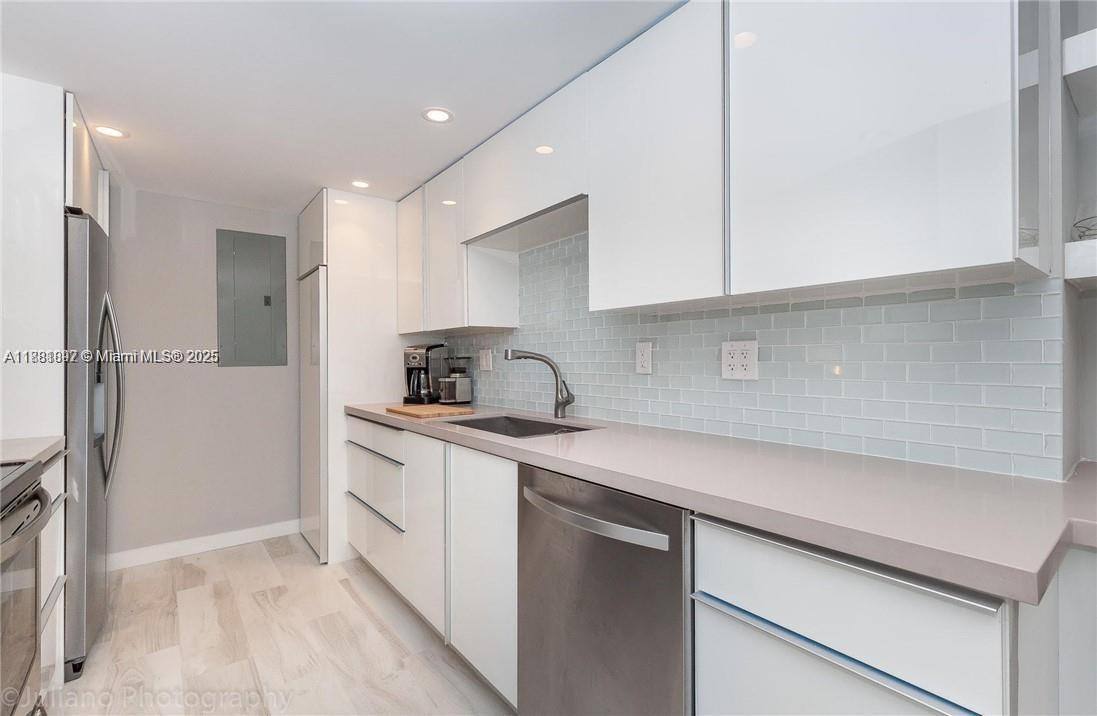 Condo for rent at 2451 Brickell Bay Dr #3E, Miami, FL 33133