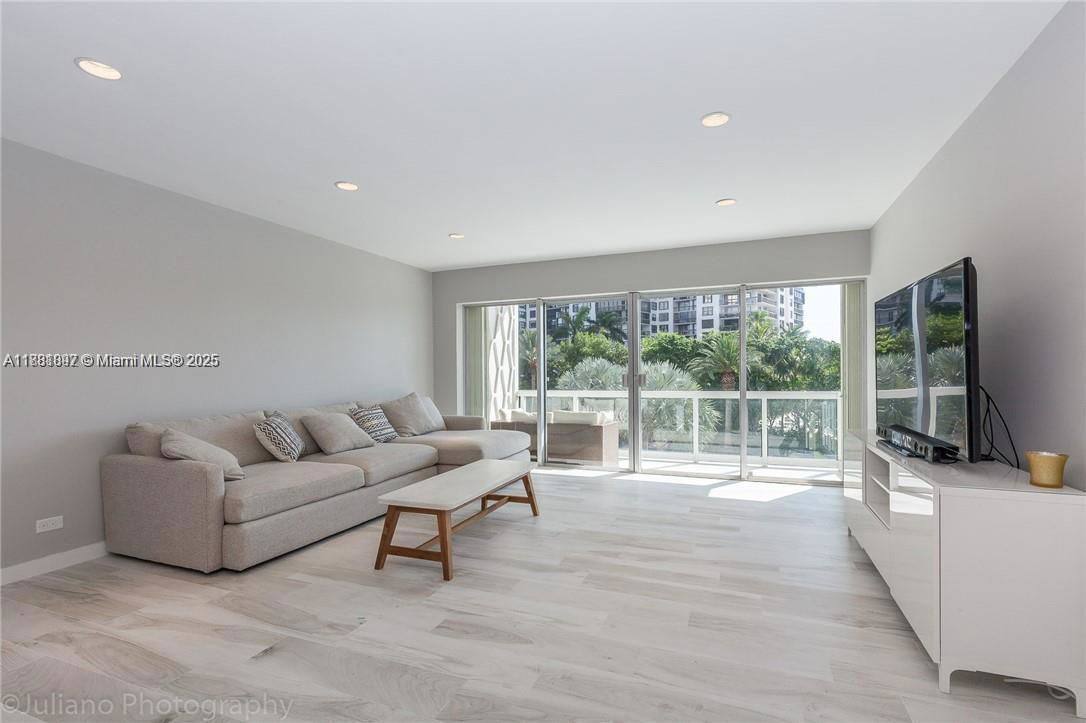 Condo for rent at 2451 Brickell Bay Dr #3E, Miami, FL 33133