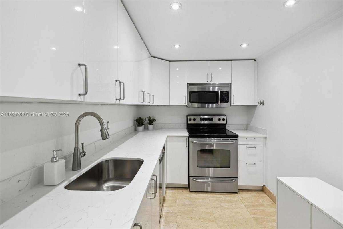 Condo for rent at 200 SE 15th Rd #4B, Miami, FL 33129