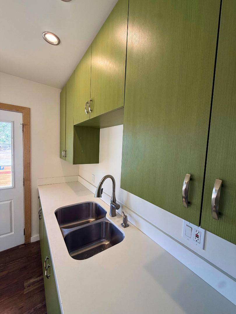 House for rent at 13851 Santa Ana Ave #F, Fontana, CA 92337