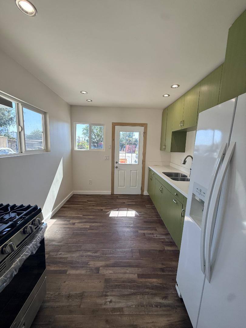 House for rent at 13851 Santa Ana Ave #F, Fontana, CA 92337