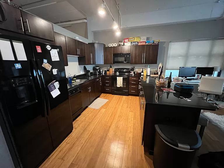 Apartment for rent at 448 E Ontario St #201, Chicago, IL 60611