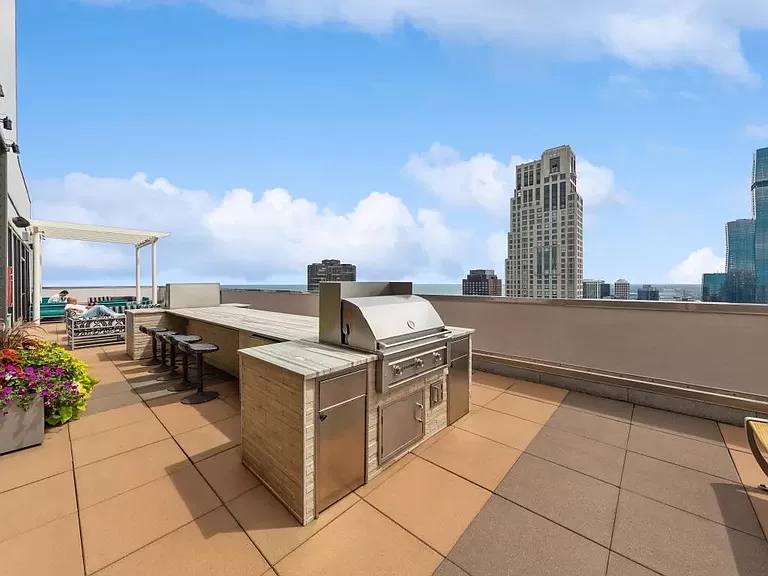 Apartment for rent at 448 E Ontario St #201, Chicago, IL 60611