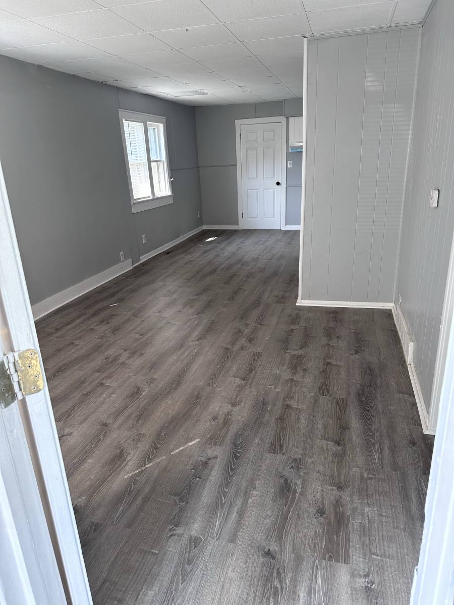 House for rent at 980 Barney Ave, Flint, MI 48503