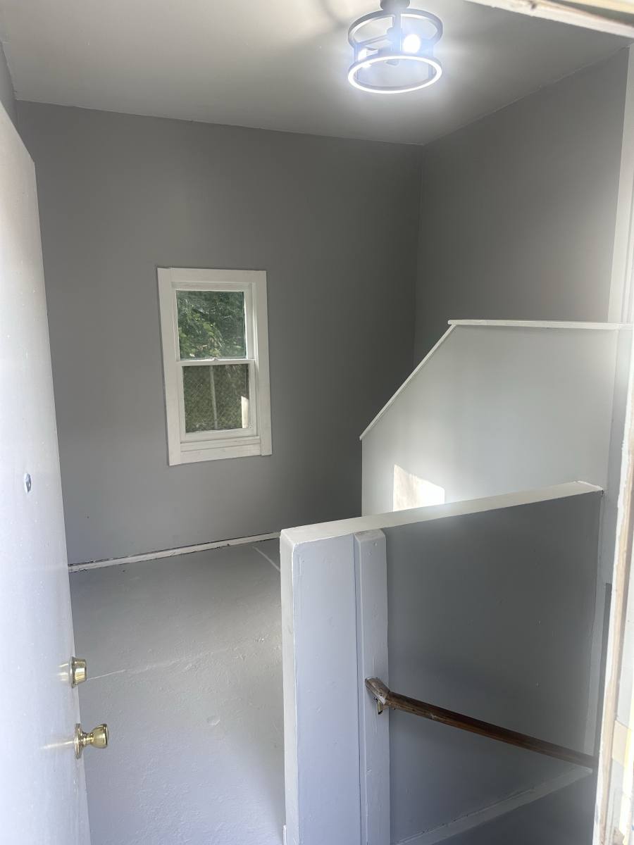 House for rent at 980 Barney Ave, Flint, MI 48503