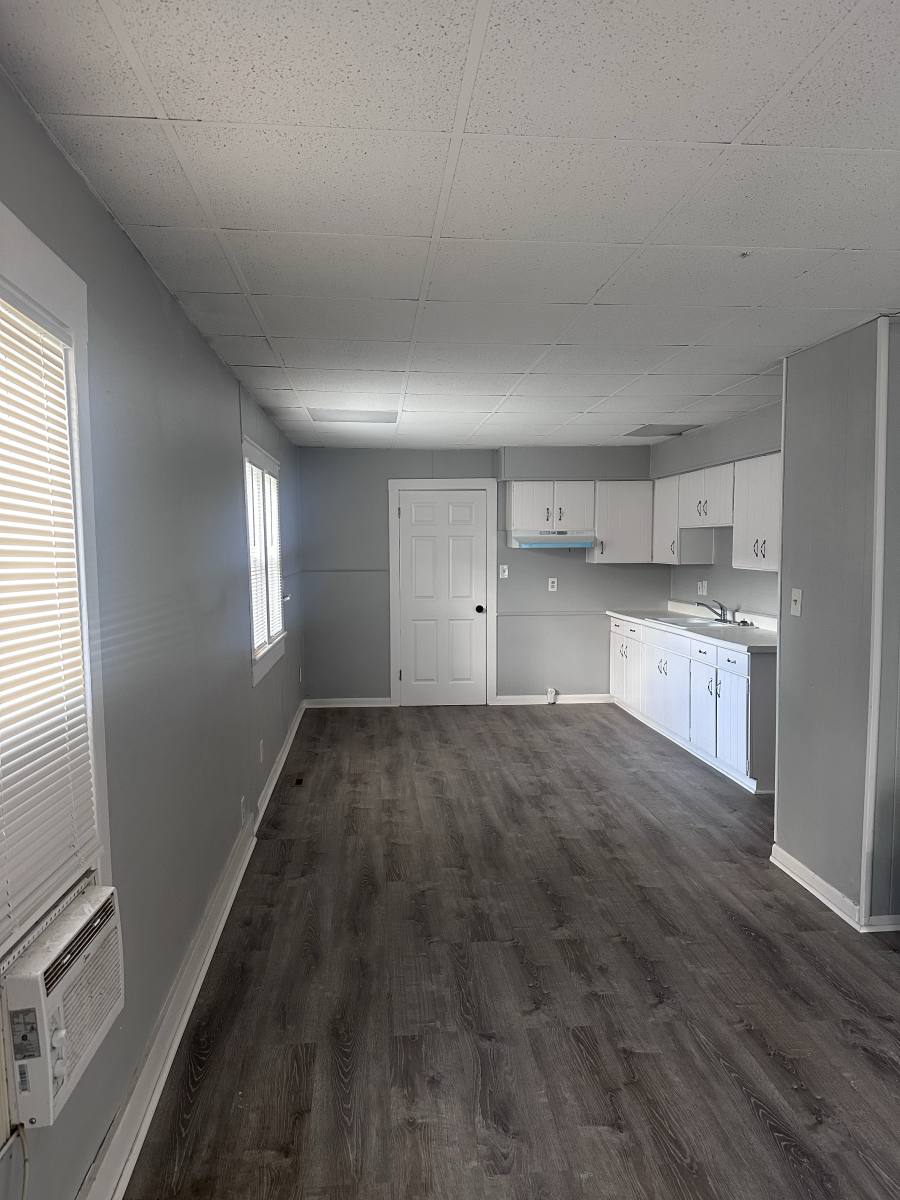 House for rent at 980 Barney Ave, Flint, MI 48503