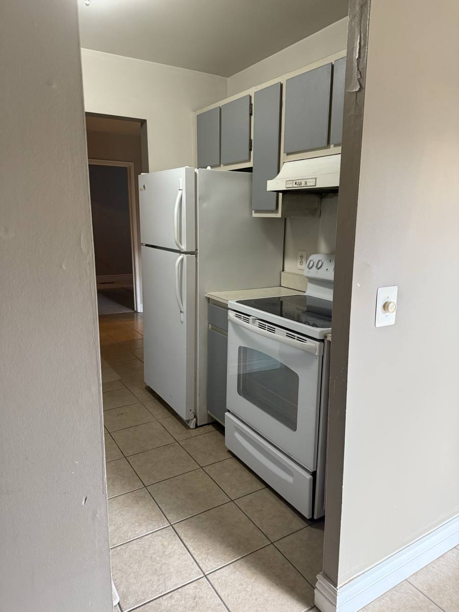 Apartment for rent at 29 Dickinson St, Mount Clemens, MI 48043