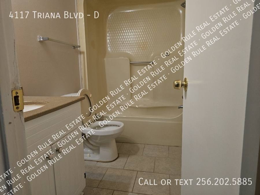 Townhouse for rent at 4117 Triana Blvd #D, Huntsville, AL 35805