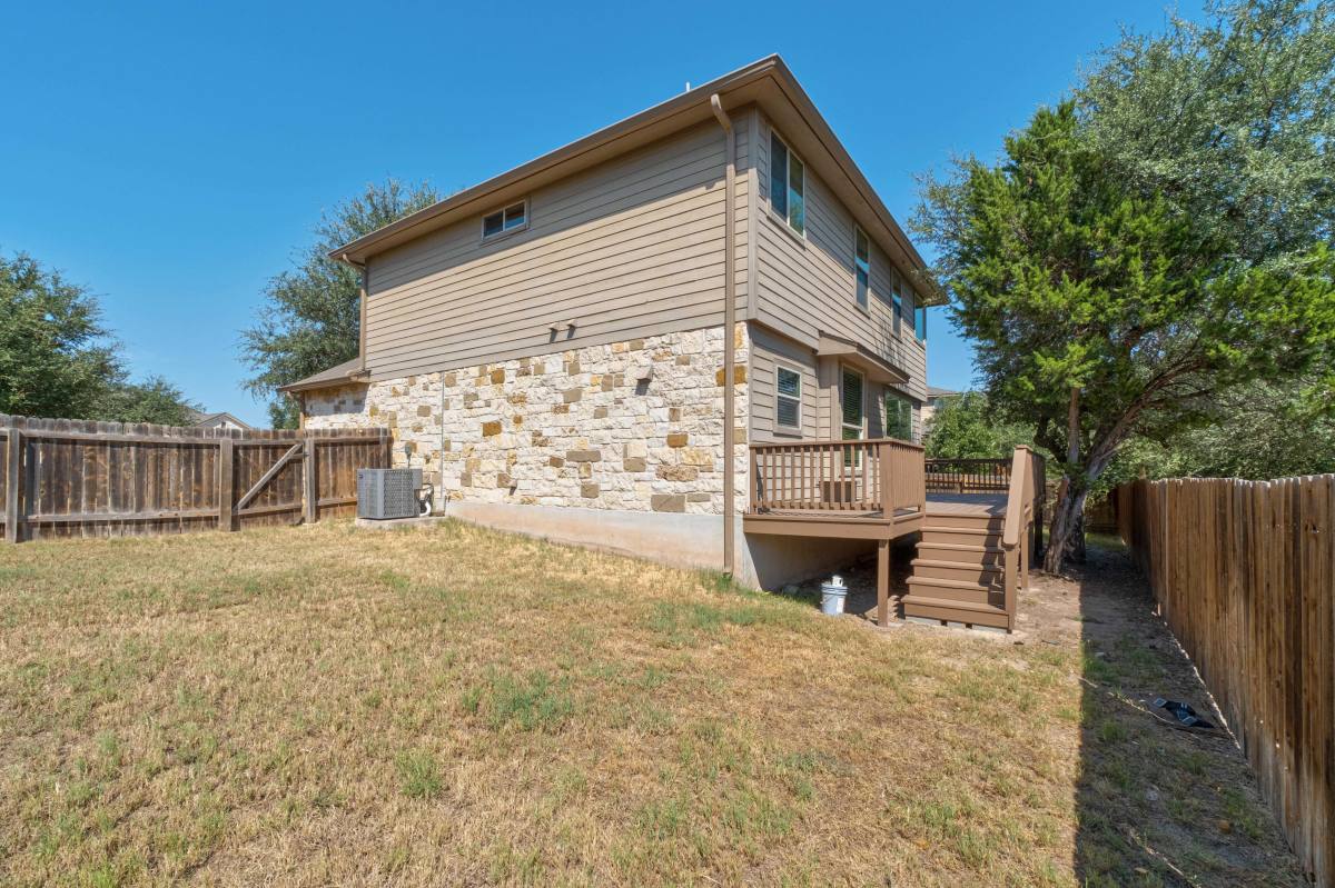 Apartment for rent at 17716 Linkhill Dr, Austin, TX 78736