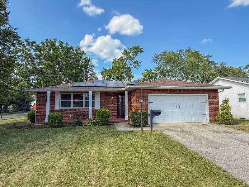 House for rent at 3084 Sawyer Dr, Grove City, OH 43123