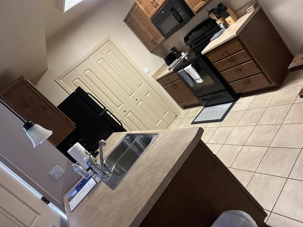Apartment for rent at 1101 Callaway Dr #503, Carlsbad, NM 88220