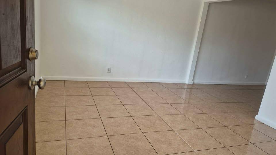 Apartment for rent at 2130 Ave S #205, West Palm Beach, FL 33404