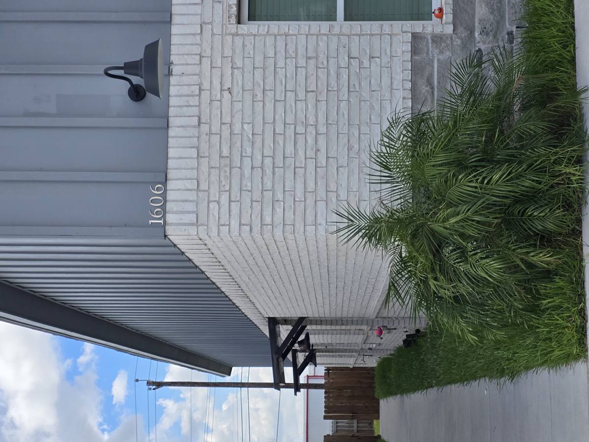 Apartment for rent at 1606 Playa Dr #4, Weslaco, TX 78596