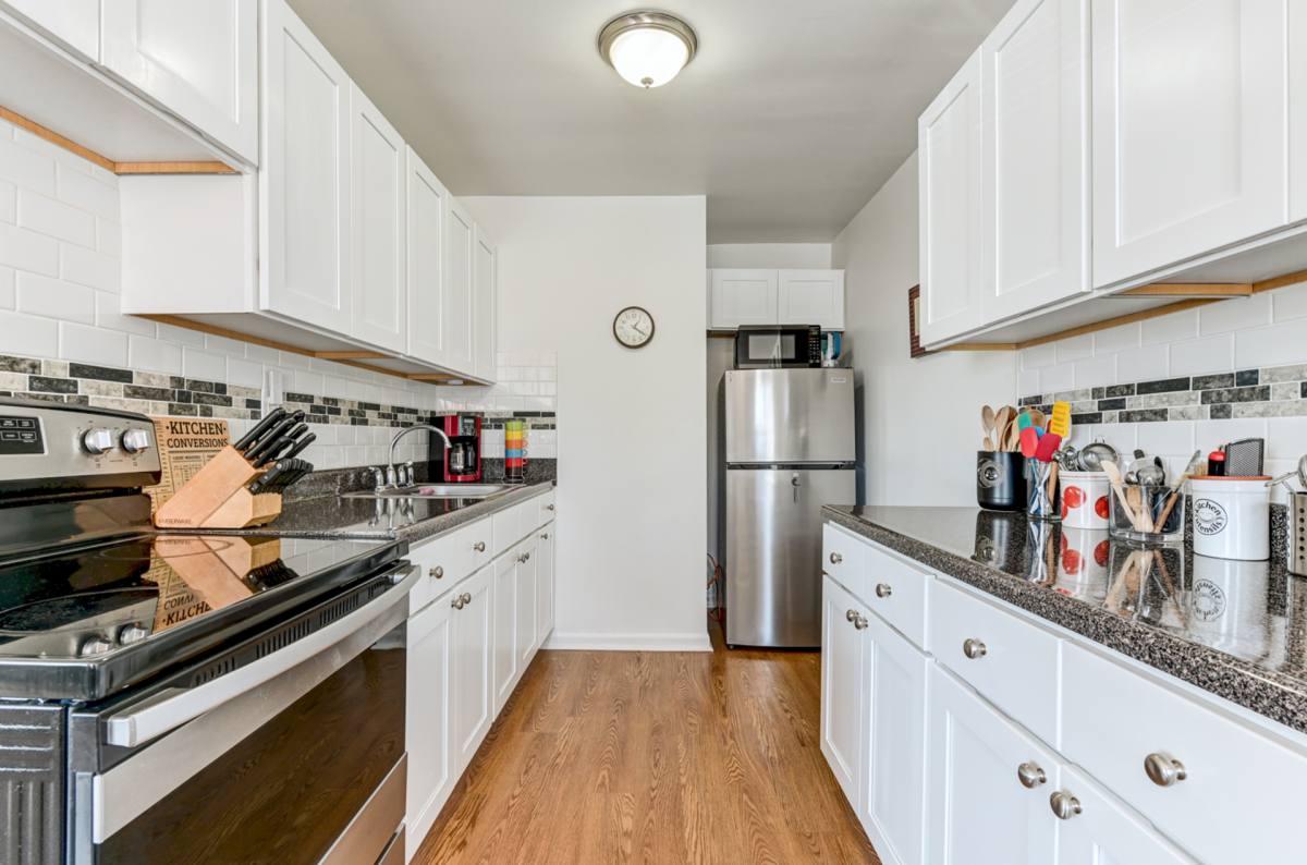 Apartment for rent at 230 Oakland Ave, Audubon, NJ 08106