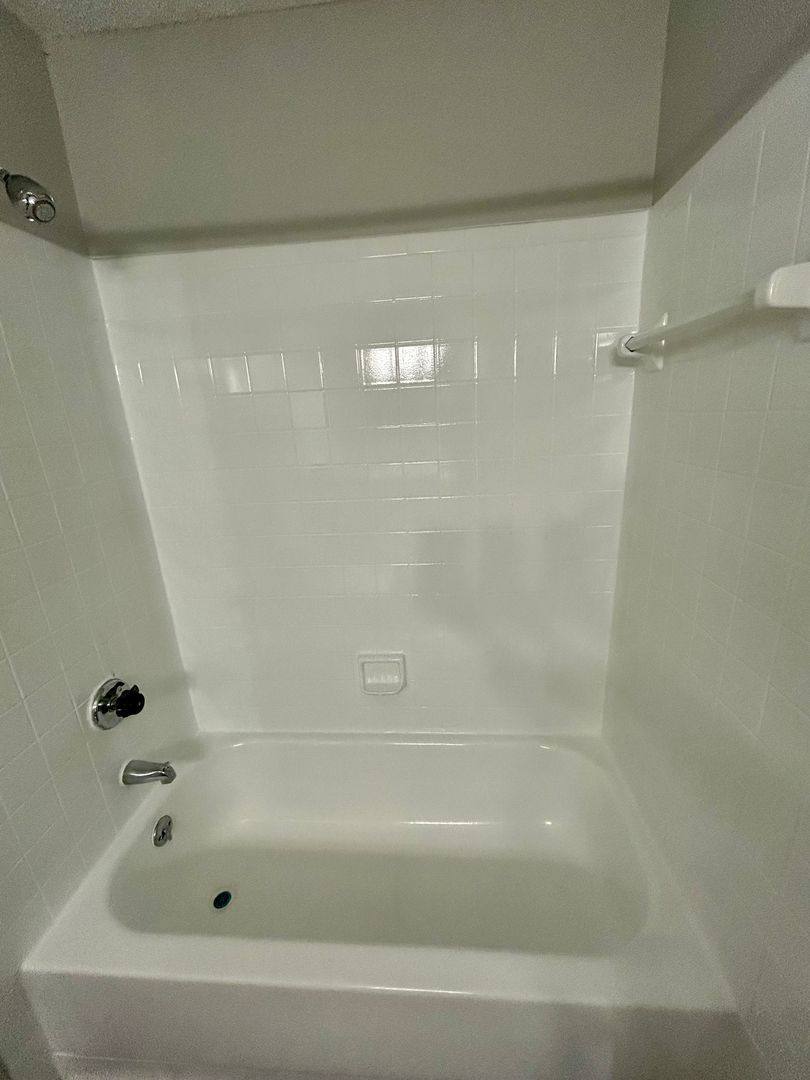 Apartment for rent at 5800 Auvers Blvd, Orlando, FL 32807