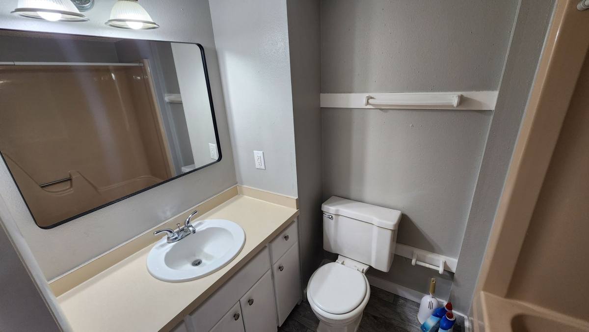 Apartment for rent at 320 E Edwards St, Edmond, OK 73034