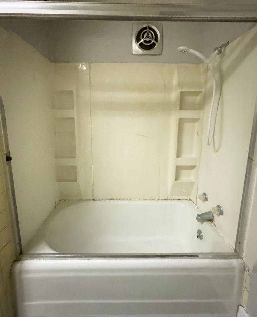 Apartment for rent at 1515 W Main St, Muncie, IN 47303