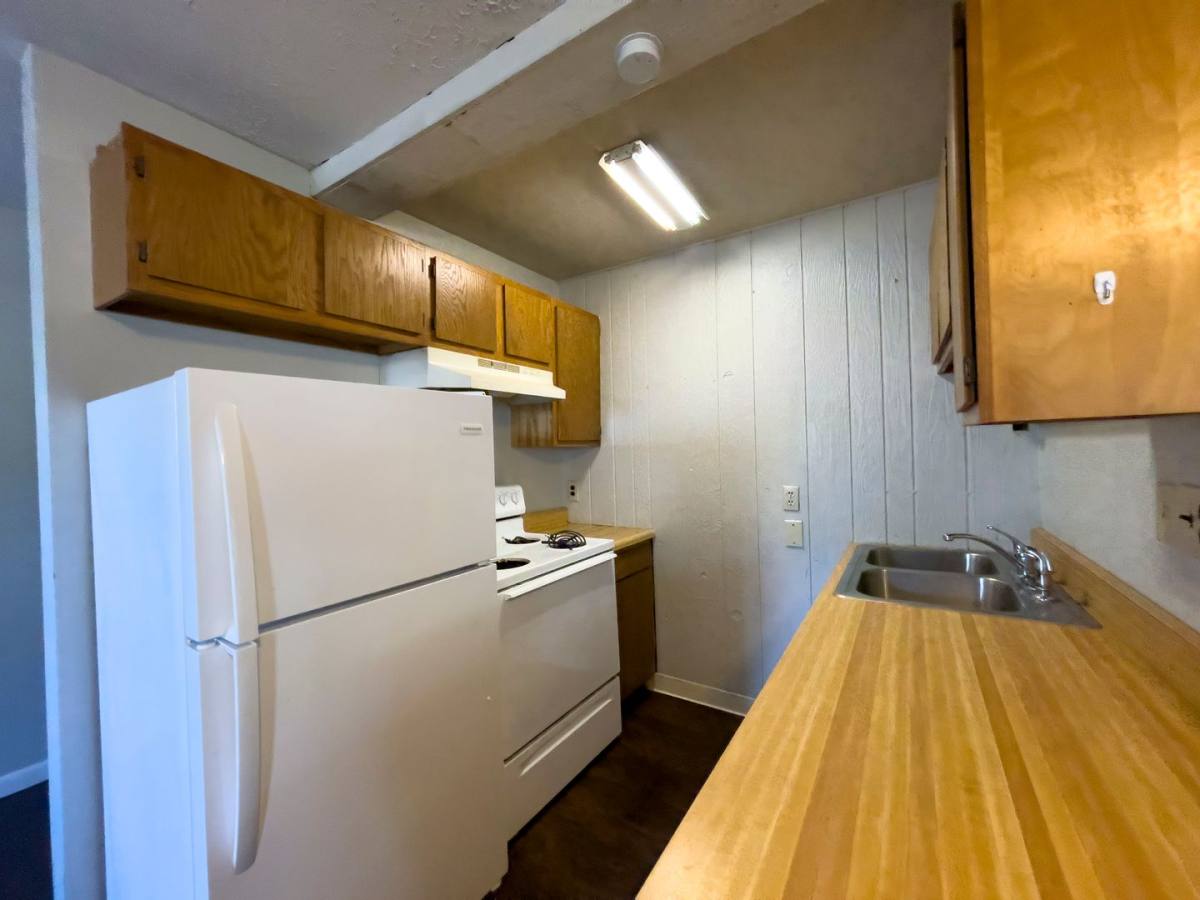 Apartment for rent at 1515 W Main St, Muncie, IN 47303