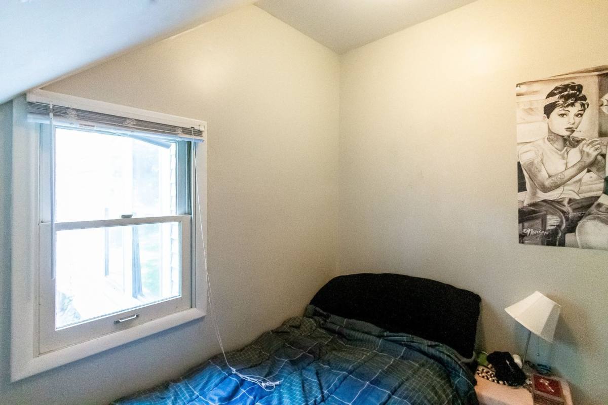 Apartment for rent at 1517 W Main St, Muncie, IN 47303