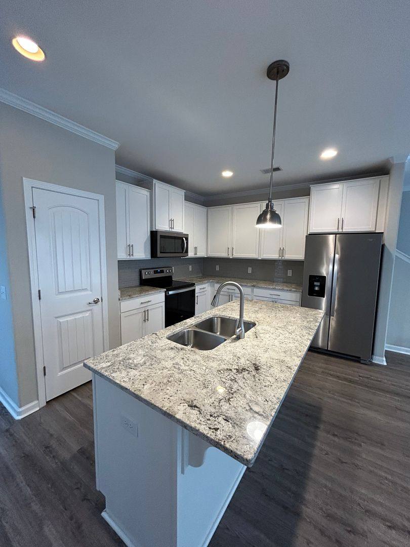 Townhouse for rent at 223 Sonoma Dr, Pooler, GA 31322