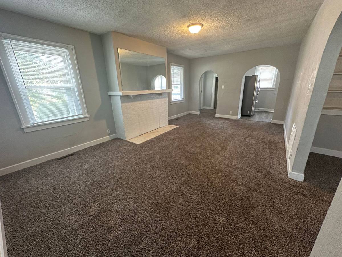 House for rent at 1122 W Rex St, Muncie, IN 47303