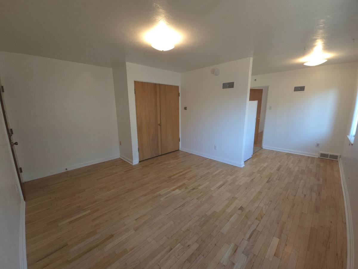 Apartment for rent at 1020 14th St, Boulder, CO 80302