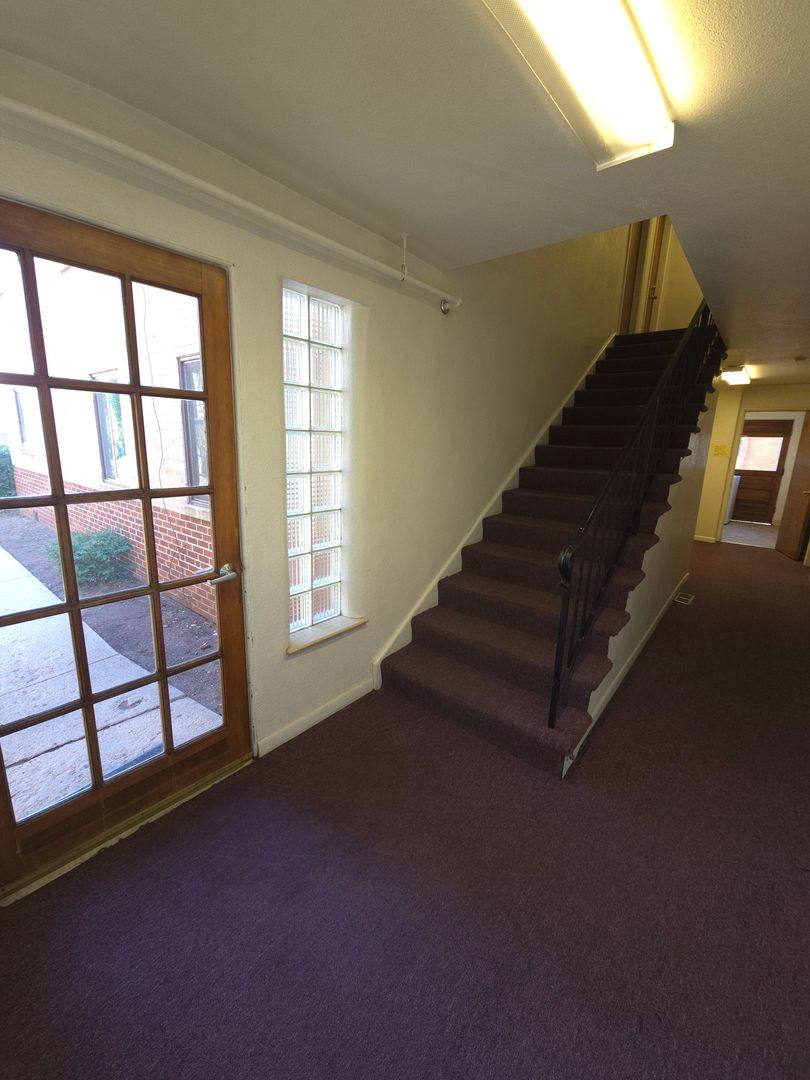 Apartment for rent at 1020 14th St, Boulder, CO 80302