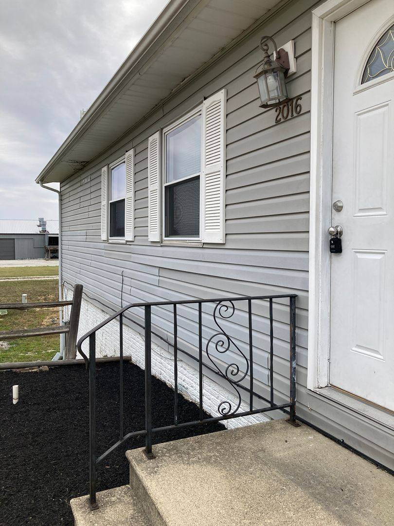 Apartment for rent at 2010 W Enterprise Ave, Muncie, IN 47304