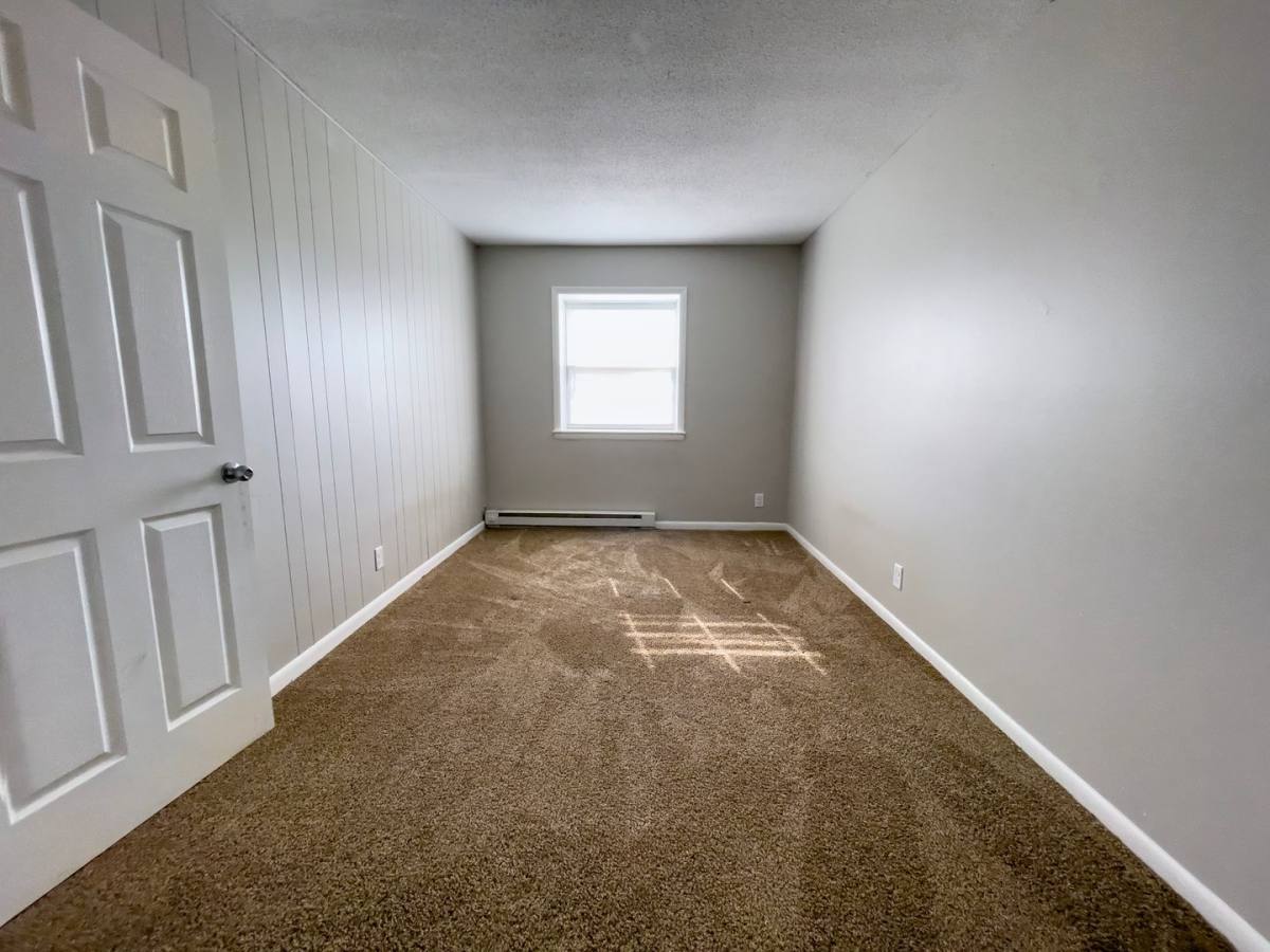 Apartment for rent at 2525 1 2 Ethel Ave #A, Muncie, IN 47304