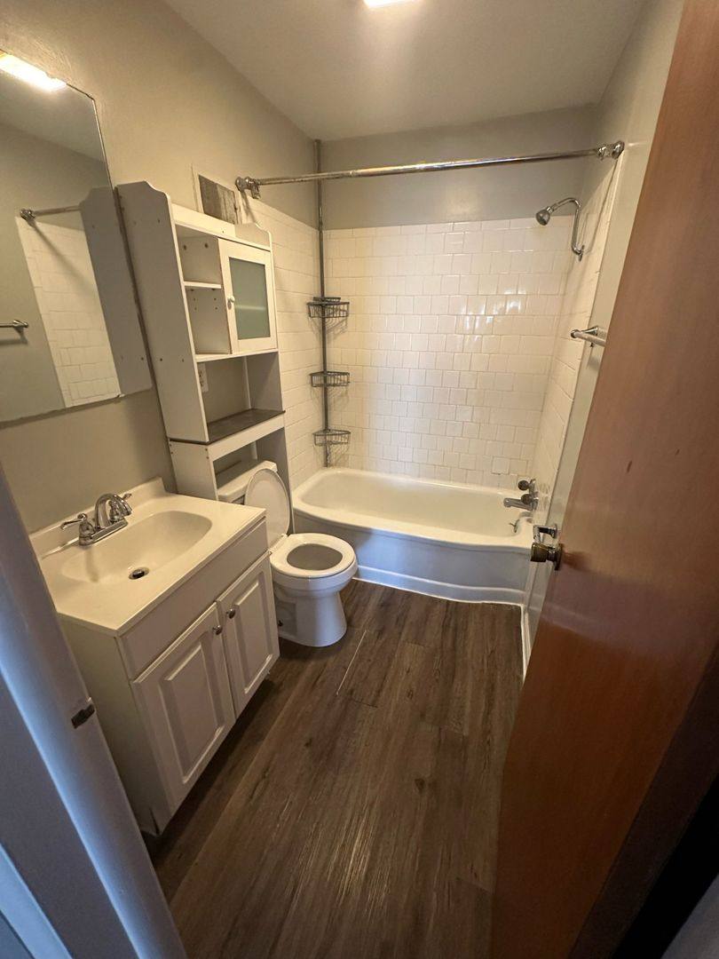 House for rent at 1413 N Woodridge Ave, Muncie, IN 47304