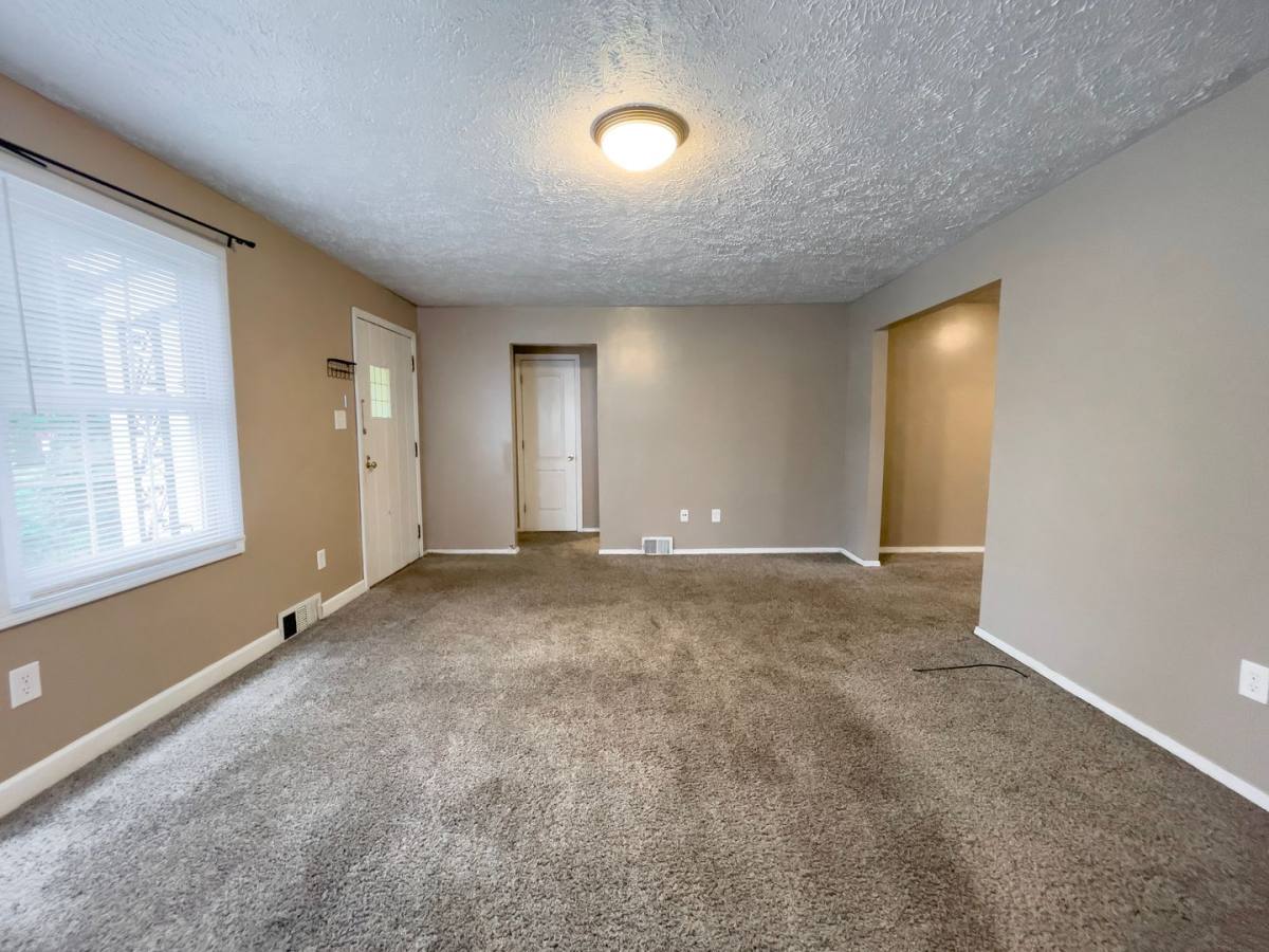 House for rent at 1512 N Woodridge Ave, Muncie, IN 47304