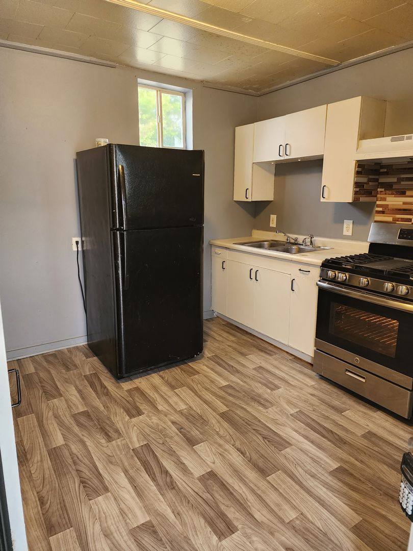 Apartment for rent at 115 A-B N Walnut, Crawfordsville, IN 47933