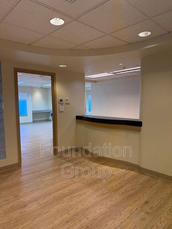 House for rent at 9400 Roosevelt Way NE #100, Seattle, WA 98115