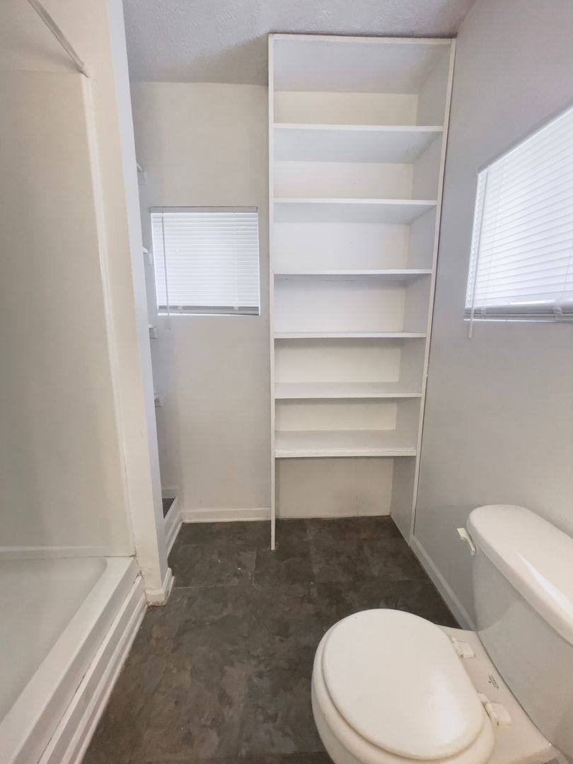 House for rent at 812 W University Ave, Muncie, IN 47303