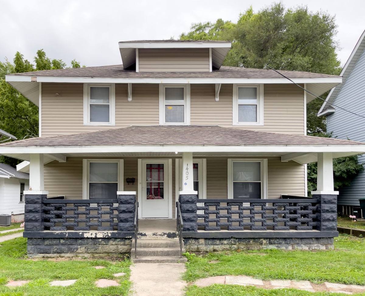 House for rent at 1405 W Jackson St, Muncie, IN 47303