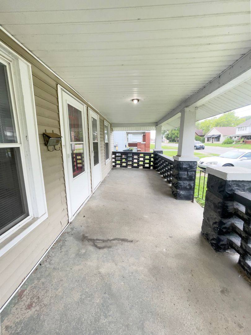 House for rent at 1405 W Jackson St, Muncie, IN 47303