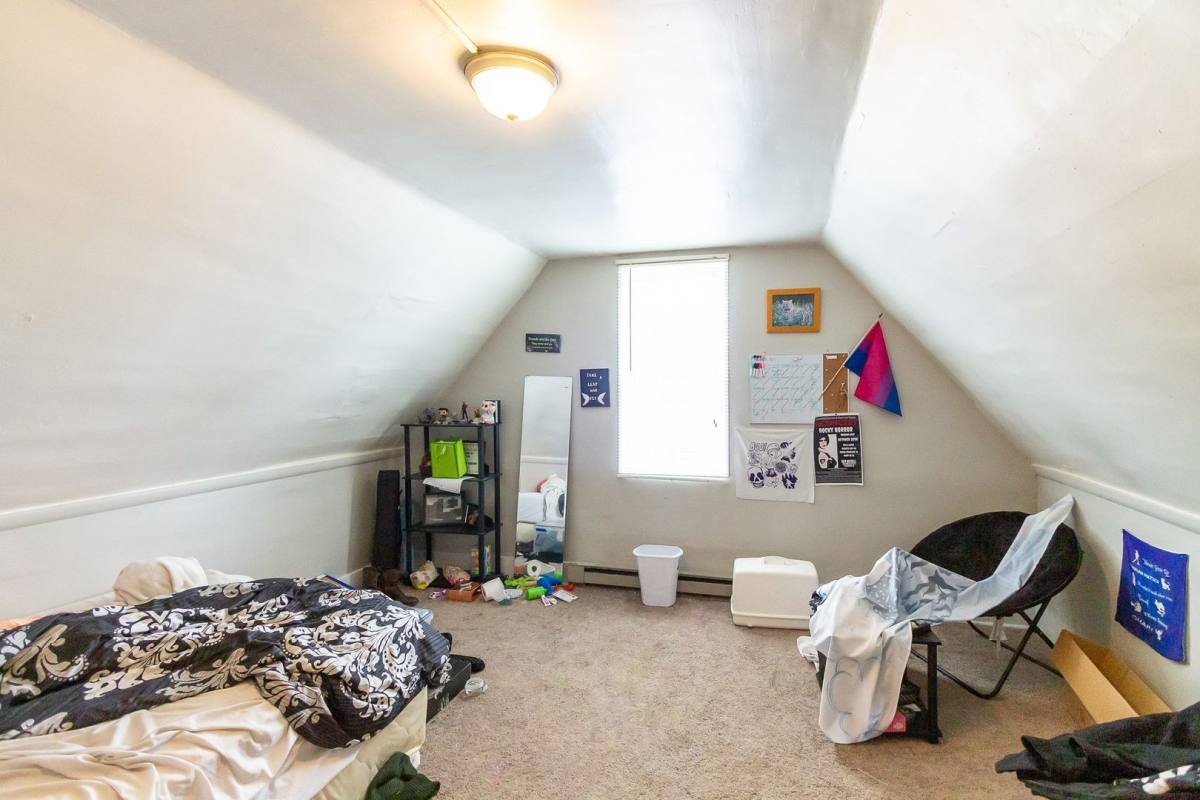 House for rent at 100 N Martin St, Muncie, IN 47303