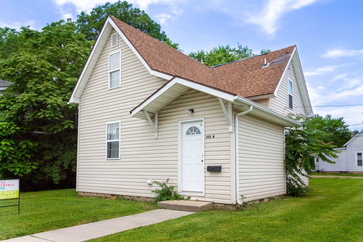House for rent at 100 N Martin St, Muncie, IN 47303