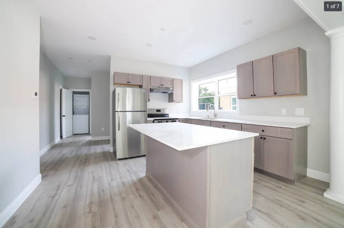 Apartment for rent at 566-572 Main St, Shrewsbury, MA 01545