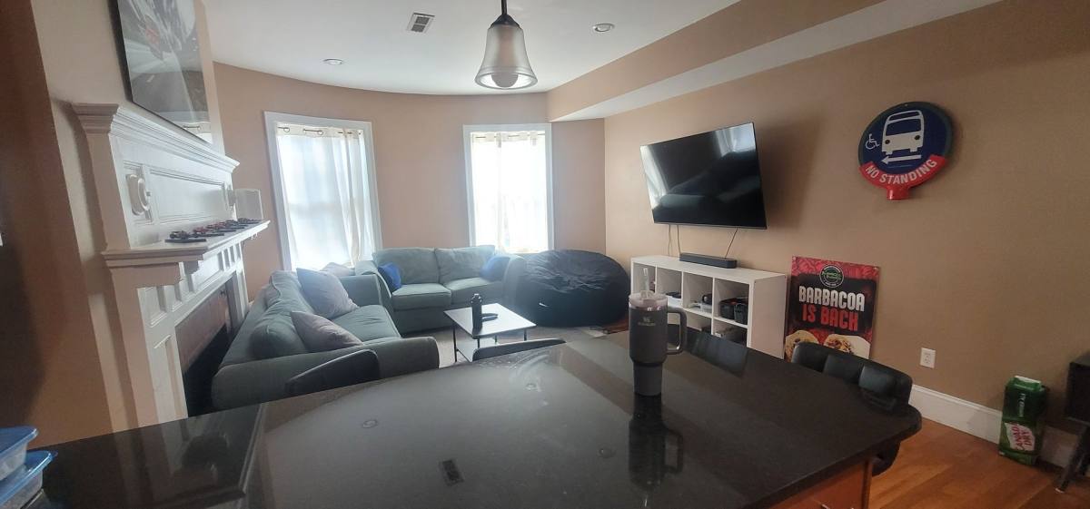 Apartment for rent at 17 Saint Lukes Rd #4, Allston, MA 02134