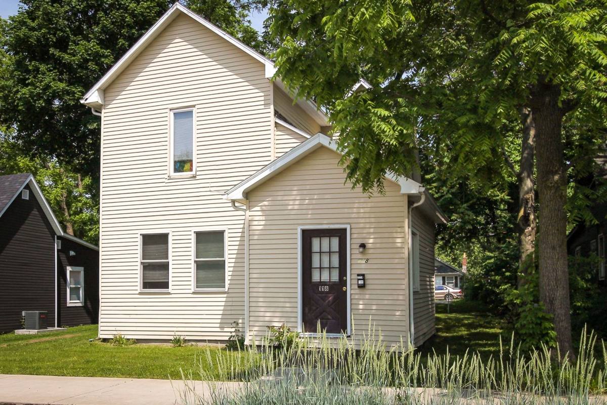 House for rent at 118 N Martin St, Muncie, IN 47303