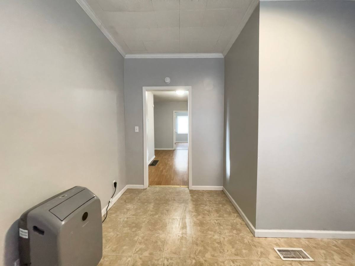 House for rent at 118 N Martin St, Muncie, IN 47303