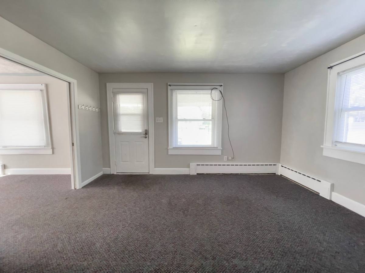 Apartment for rent at 210 S Nichols Ave, Muncie, IN 47304