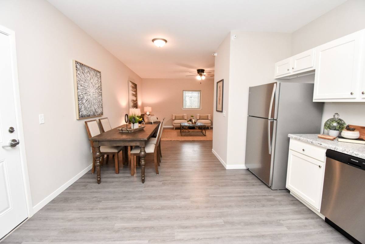 Apartment for rent at 100 Pheasant Run, Washington, IL 61571