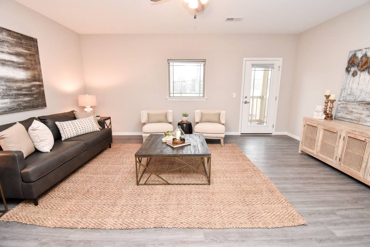 Apartment for rent at 100 Pheasant Run, Washington, IL 61571