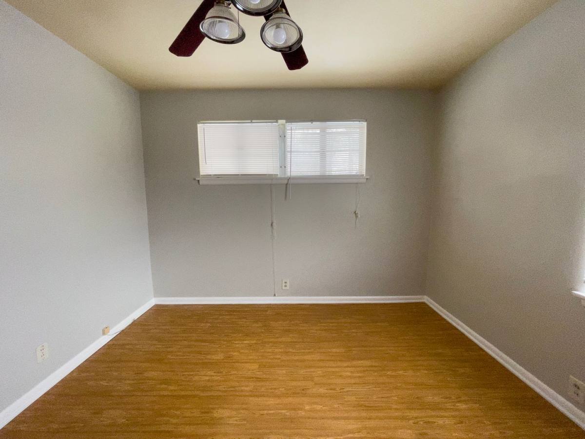 Apartment for rent at 1506 W White River Blvd, Muncie, IN 47303