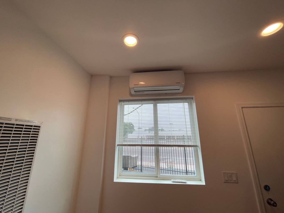 Apartment for rent at 5502-8 University Ave, San Diego, CA 92105